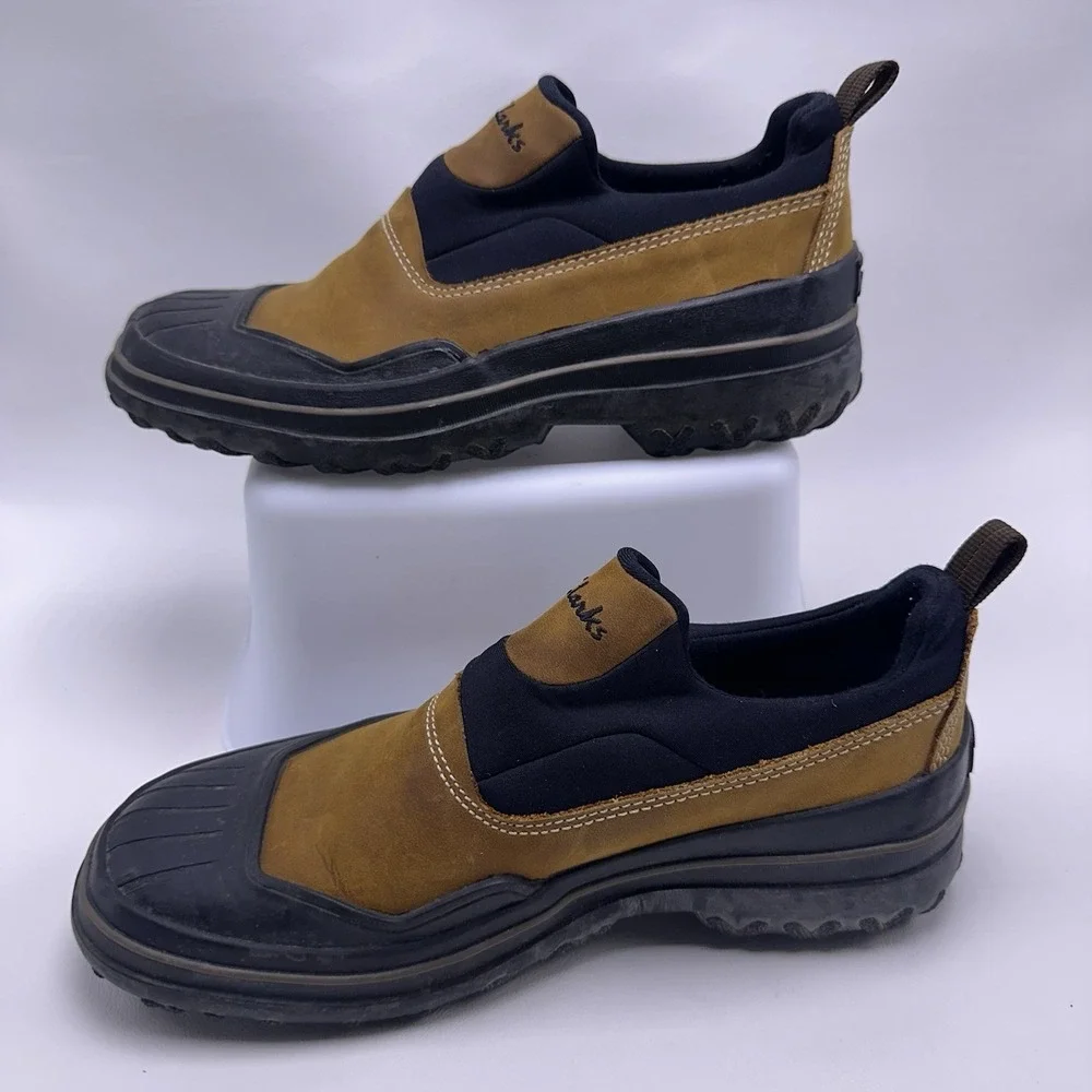 Clarks Muckers Slip on Duck BOOTS Women Size 7m Leather Waterproof Moccasins